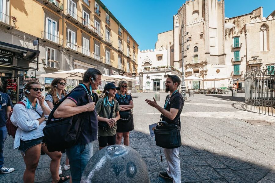 Naples: Downtown Tour with Veiled Christ & St Clare Tickets - Piazza San Domenico Maggiore, Piazza Nilo, and the power of small stops