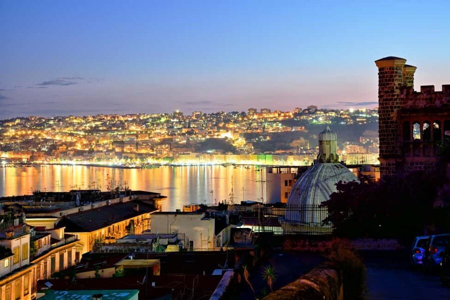Naples: Evening Sightseeing with Gourmet Dinner - Piazza Municipio and Piazza del Plebiscito: Ending in the Big Square