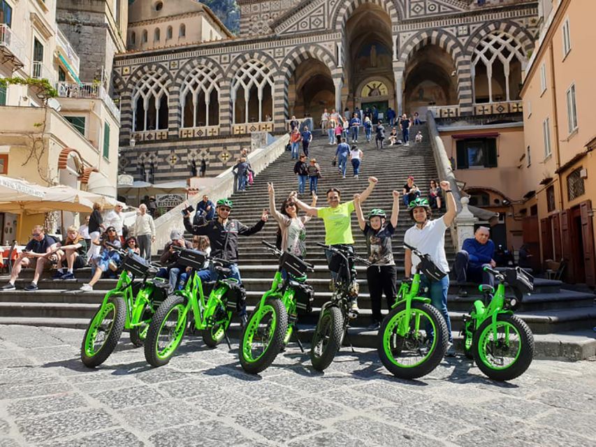 Naples: Guided Fat e-Bike Tour - Piazza del Plebiscito to Via Caracciolo: Royal Squares and Gulf Promenade