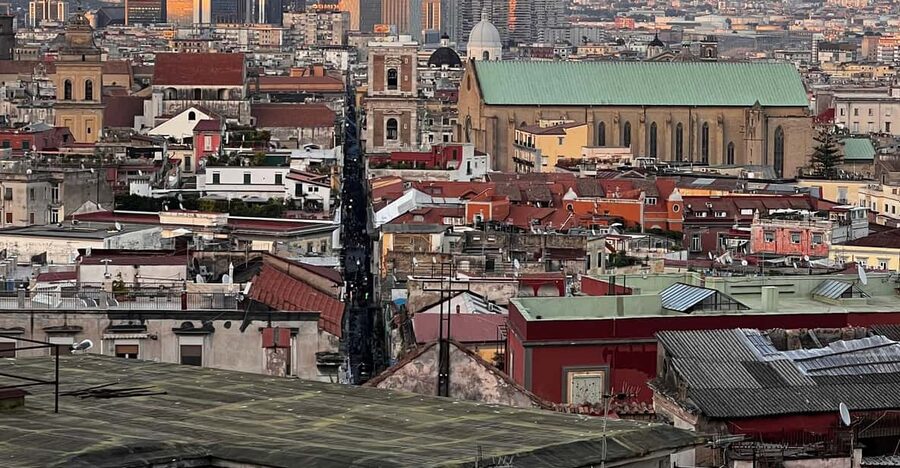 Naples: guided tour of the historic center - Church of Gesù Nuovo and the Meaning of Naples’ Big Landmarks