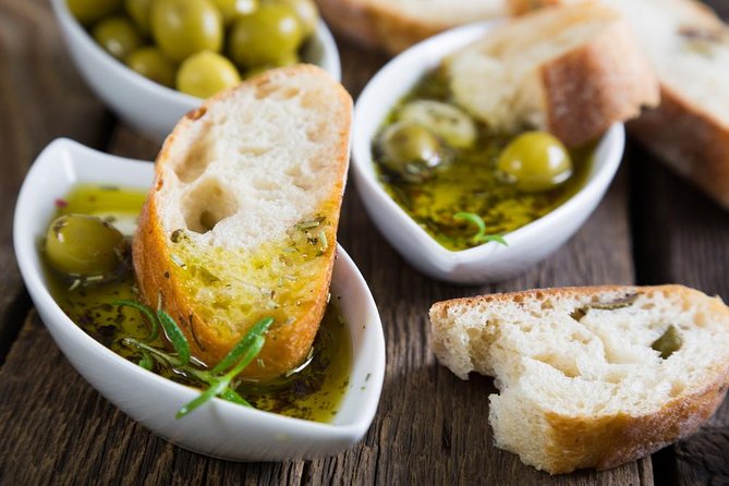 Naples Hands-on Cooking Class: Gnocchi, Ravioli, Tiramisu & Wine - Why Naples gnocchi-and-ravioli lessons feel more real than cooking demos