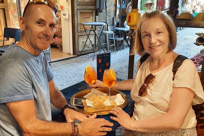 Naples historic center private tour with pizza lunch - Centro Storico: Neapolis Roots and UNESCO-Listed Naples