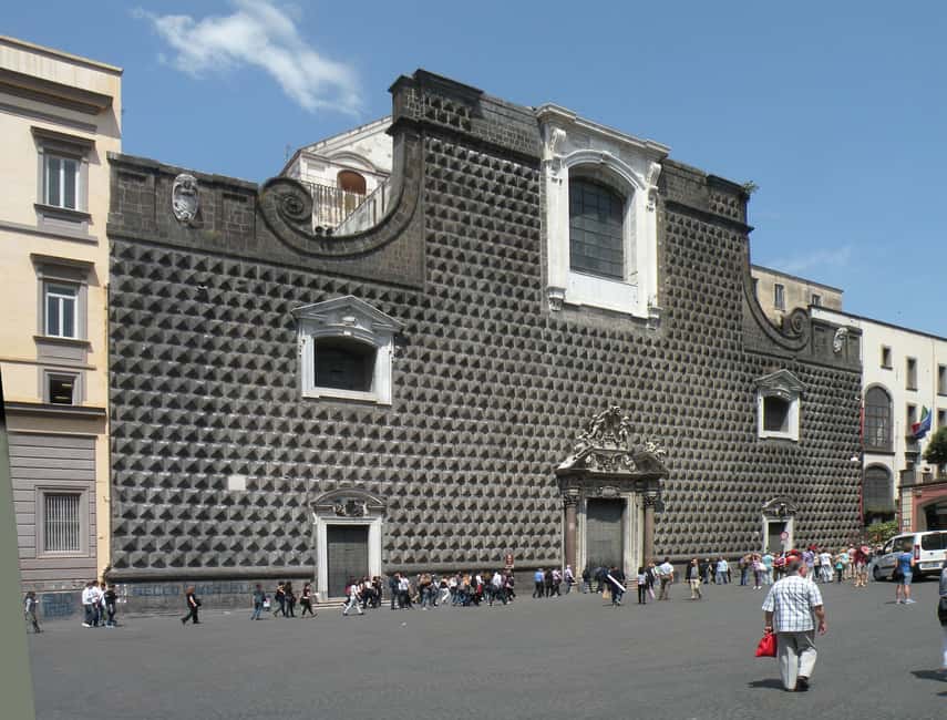 Naples: Historic Center Tour & Veiled Christ Entry Tickets - Who this tour suits best