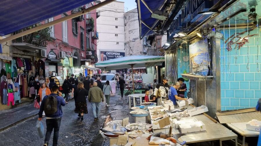 Naples: Historic City Center Guided Walking Tour - The Guide Factor: The Difference Between Hearing and Getting It