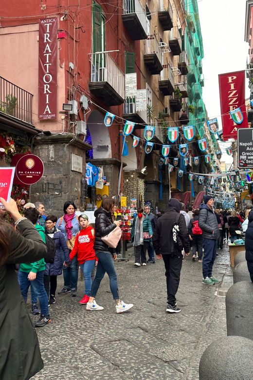 Naples: Hop On Hop Off Bus & Sant'Anna dei Lombardi - Where you board at Napoli Centrale, and how to avoid wasting time
