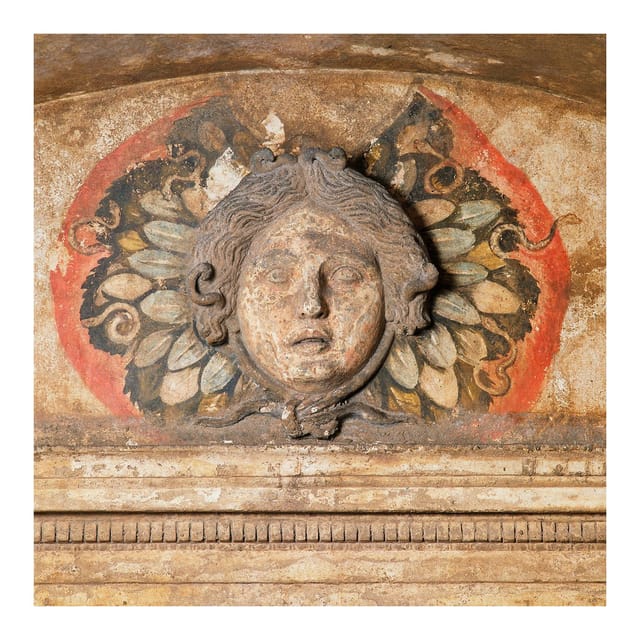 Naples: Ipogeo dei Cristallini Guided Tour - What you actually see: painted Greek tombs and the Medusa