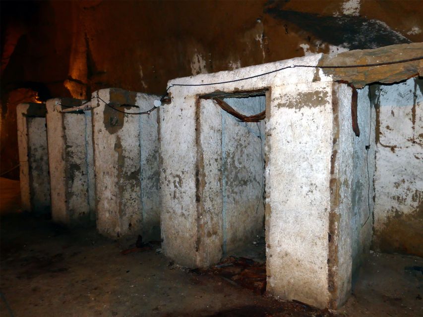 Naples: LAPIS Museum Guided Visit in Italian - Why Naples’ underground water story starts at the Basilica of Pietrasanta