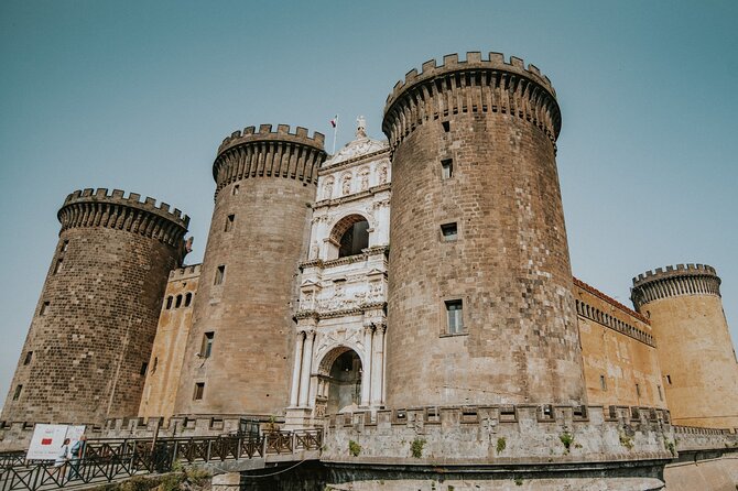 Naples Like a Local: Private & Personalized Experience (2-3 hrs) - Meeting at Piazza Municipio and choosing the simplest start
