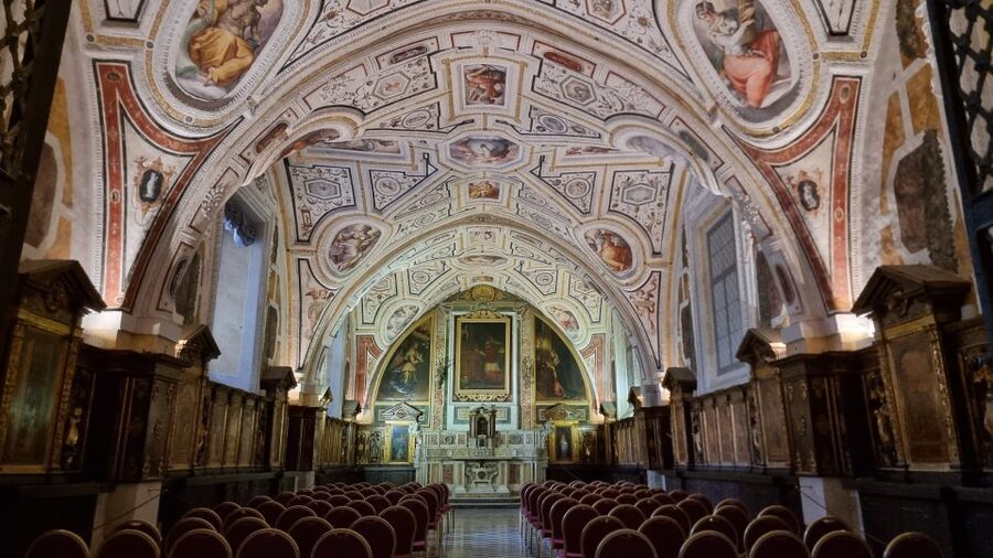 Naples: Monuments and Historic District Self-Guided Tour - Price and value: why this costs so little