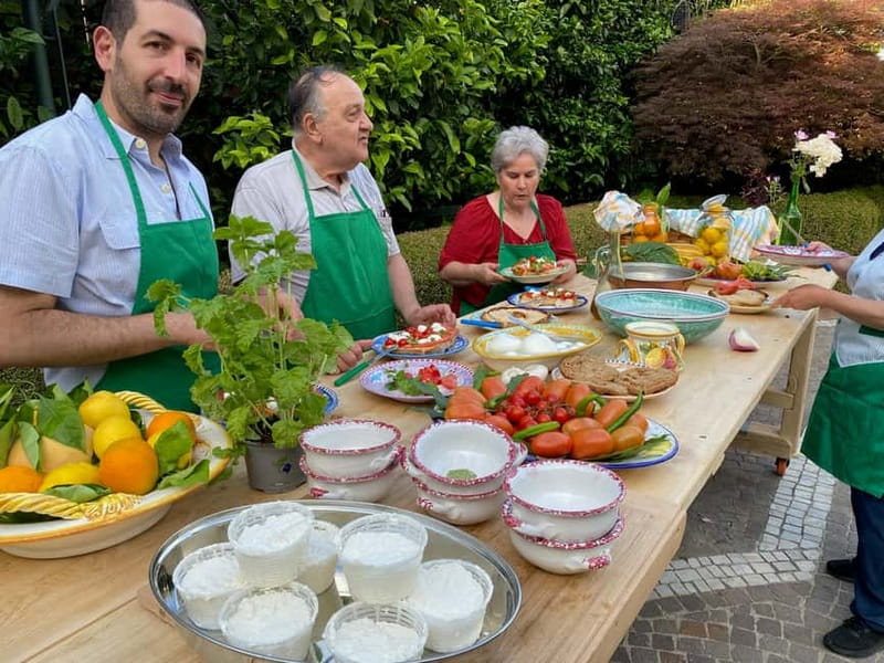 Naples: Mozzarella Experience, Taste of Southern Italy - Weaving Mozzarella: The Traditional Skill Behind the Shape