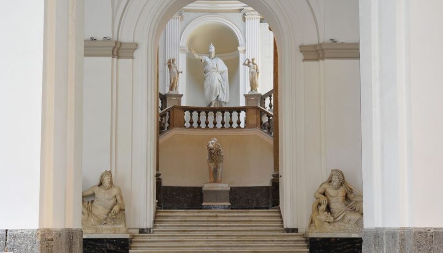 Naples: National Archaeological Museum Tour & Digital Guide - Key things that make this Naples museum tour work