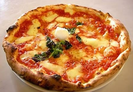 Naples: Night Driving Tour with Local Pizza Dinner - Tips to Make Your Night Smoother