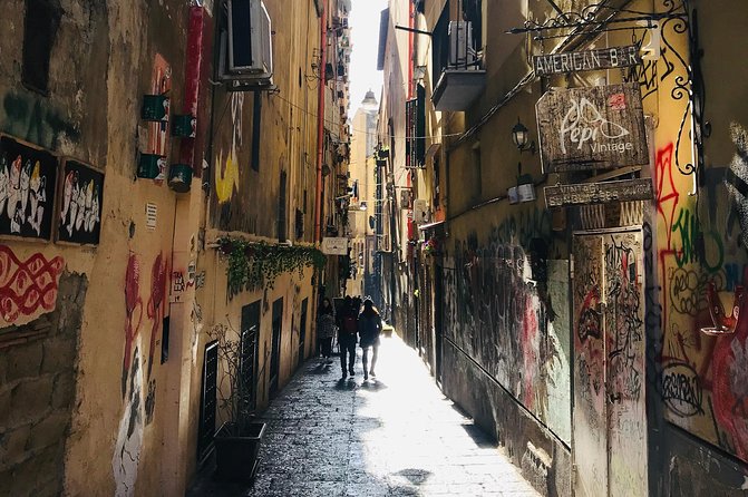 Naples Old Town 2.5h Private Walking Tour - Down the Decumano on Via dei Tribunali