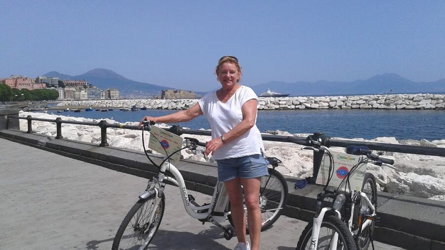 Naples: Panoramic E-Bike Tour - Piazza Plebiscito to the seafront: the switch from stone to sea