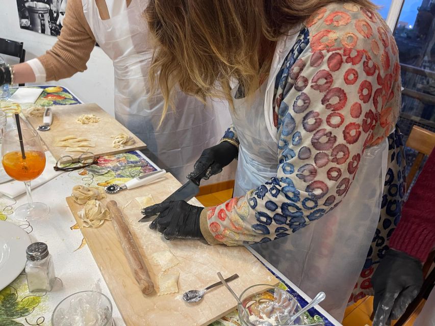 Naples: Pasta Cooking Class with Tiramisù and a Drink - Why This Naples Pasta Class Feels Like a Real Skill, Not a Performance