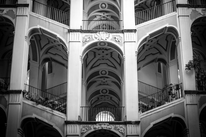 Naples Photo and Street-Food Walking Tour - Stop 5: Via San Gregorio Armeno and the nativity-craft district