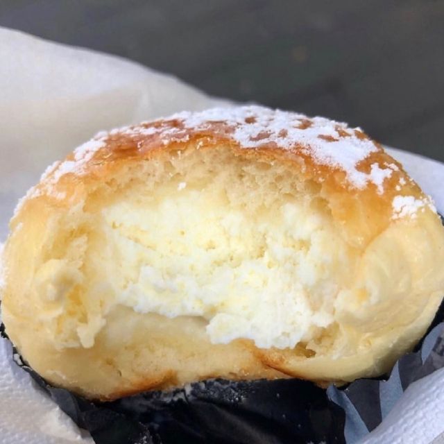 Naples: Pizza and Beyond Food Tour - Comfort and logistics: the stuff that matters on a food walk