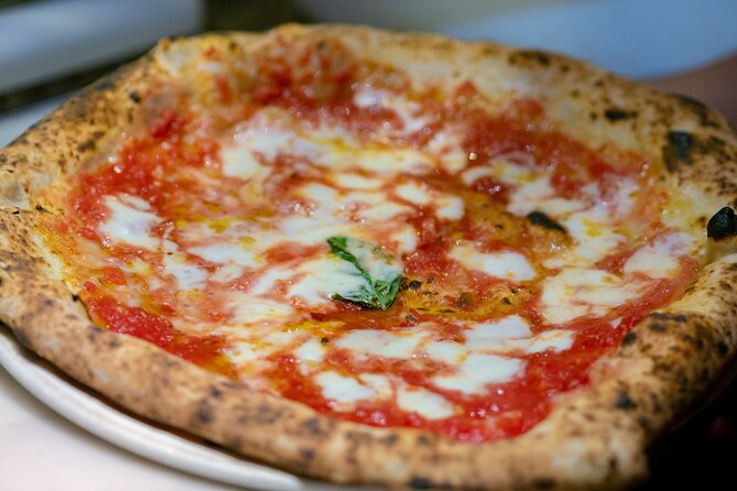 Naples: Pizza and Beyond Food Tour by Do Eat Better - Stop 4 at Santa Chiara: sfogliatella or babà with espresso