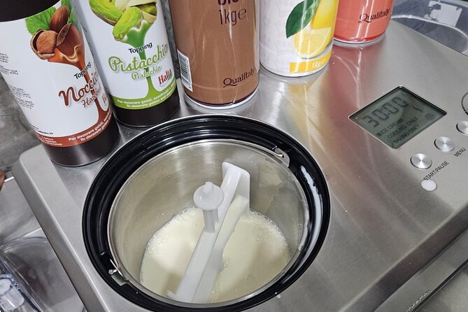 Naples: Pizza and Gelato Making Class - Who this Naples class fits best