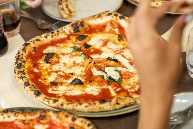 Naples Pizza & Drinks Tour: A Slice of Naples with Eating Europe - Key Highlights You’ll Care About