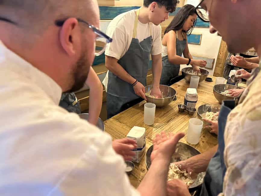 Naples: Pizza Experience and Artisan Tasting - Why learn Neapolitan pizza in Naples (Campania) at all?