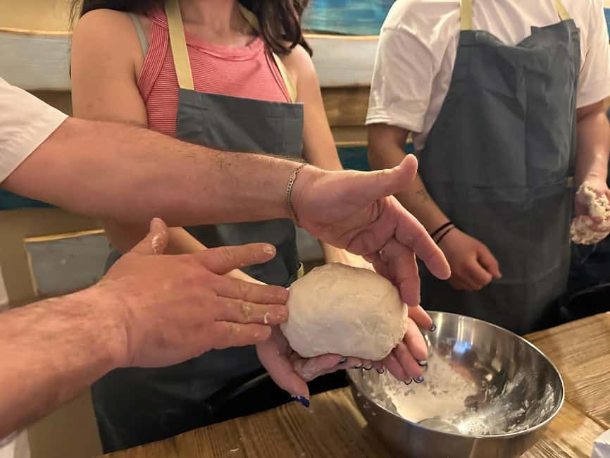 Naples: Pizza Experience and Artisan Tasting - Snack, wine or drink, and a traditional dessert finish