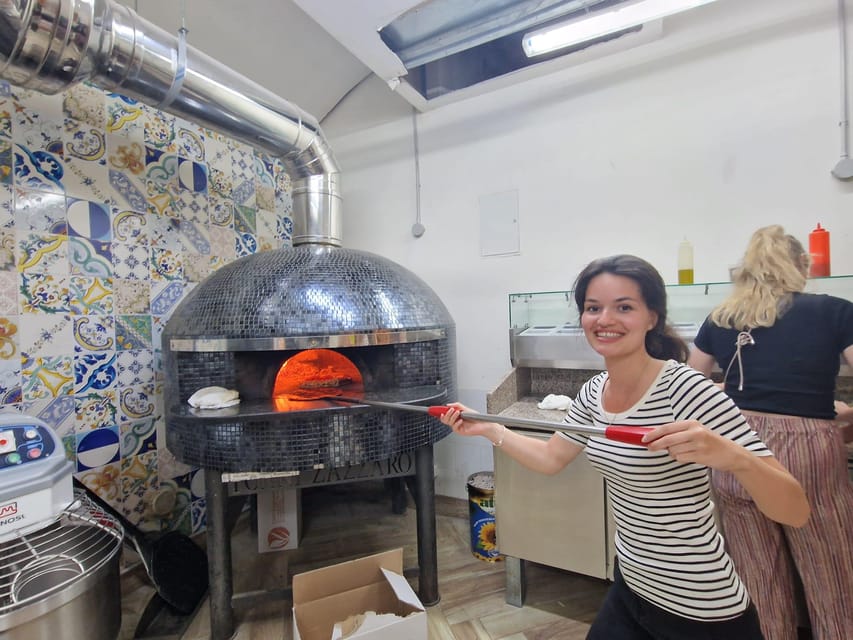 Naples: Pizza Making Class with Local Pizzaiolo - Stretching the Neapolitan crust: hand skills, not just rolling
