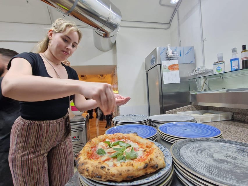 Naples: Pizza Making Class with Local Pizzaiolo - Practical tips so your pizza turns out better