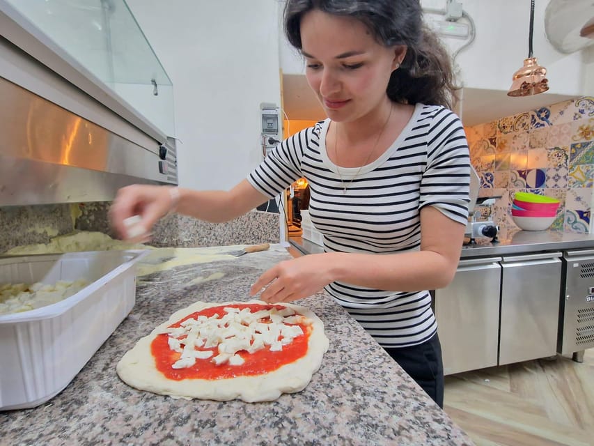 Naples: Pizza Making Class with Local Pizzaiolo - From dough to doughwork: mixing, kneading, and proofing