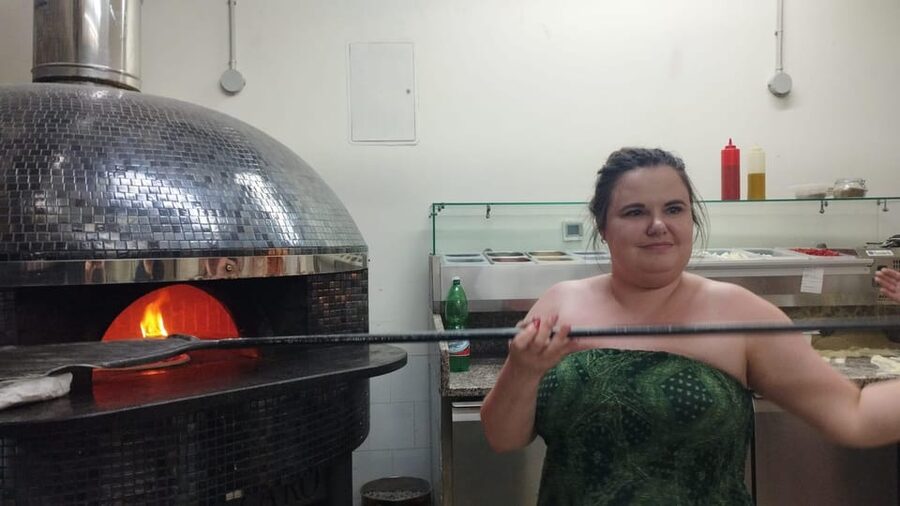 Naples: Pizza Making Class with Neapolitan Chef and drink - Where to Meet: Gusto Marigliano Pizzeria on Via Medina