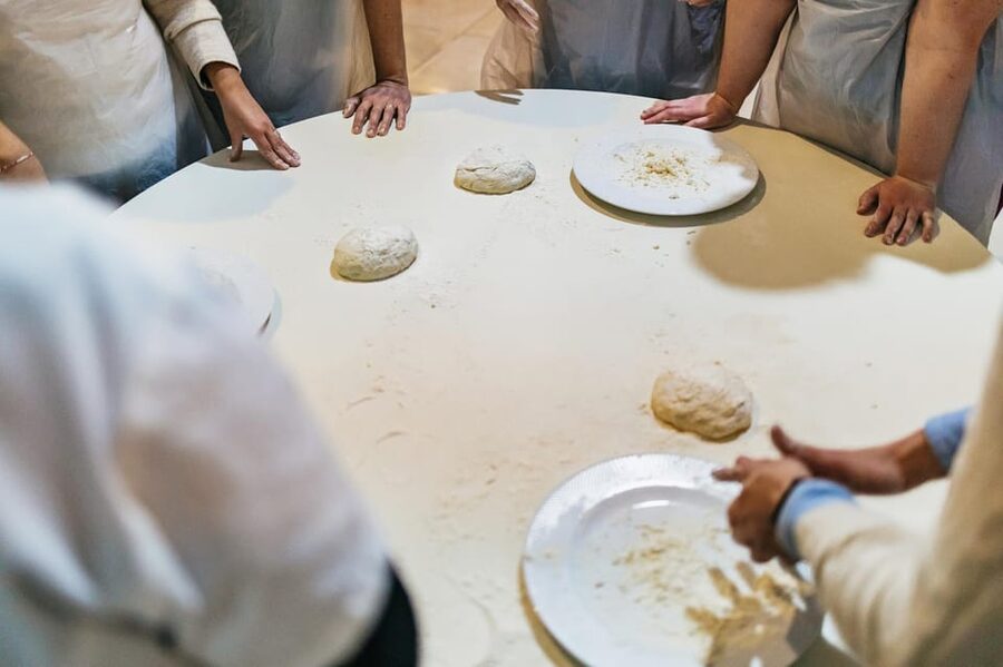 Naples: Pizza-Making Workshop with Drink and Appetizer - Tips So You Can Recreate Neapolitan Pizza at Home