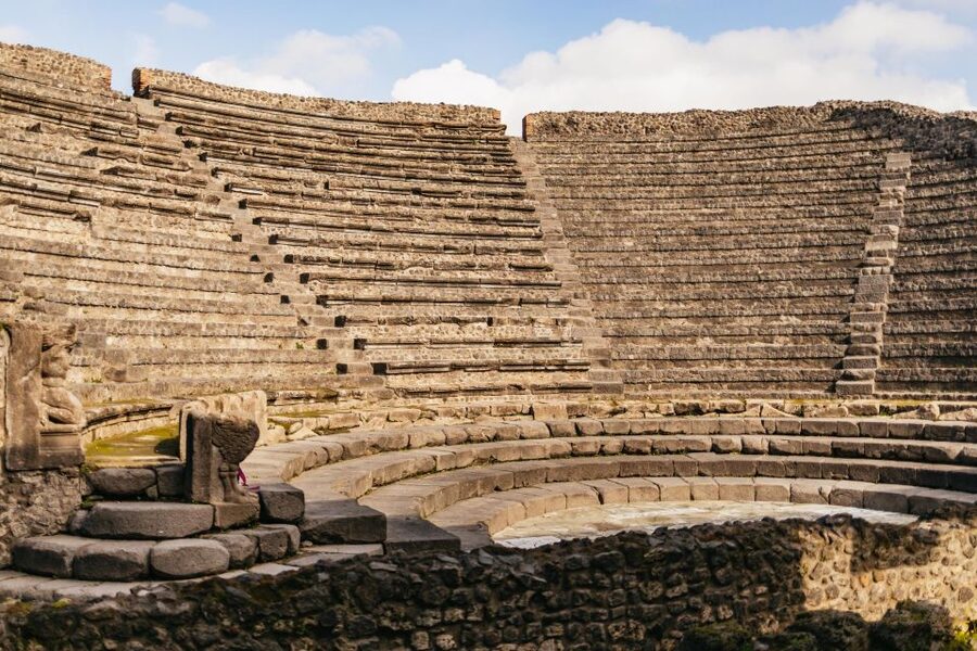 Naples: Pompeii and Mt. Vesuvius with Lunch and Wine Tasting - Should You Book This Pompeii and Vesuvius Tour?