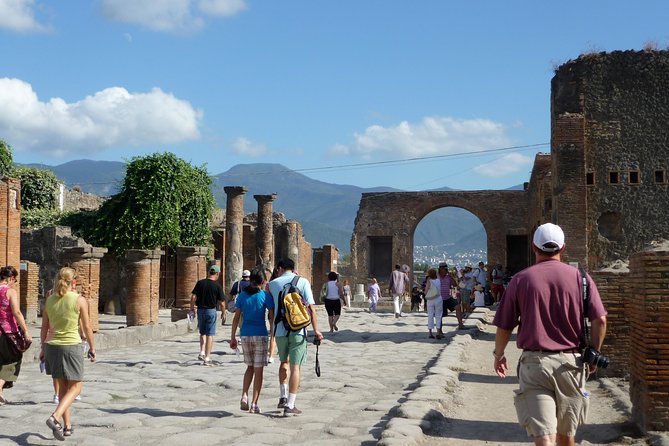 Naples: Pompeii & Mt Vesuvius All-Inclusive Small Group w/ Lunch - Key highlights that matter
