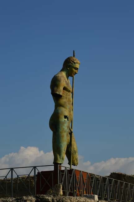 Naples:Pompeii SkiptheLine Ticket audioguide Round-Trip Bus - Fast-Track Pompeii in 4 Hours: What the Bus Ticket Gets You
