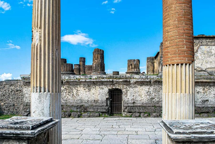 Naples:Pompeii SkiptheLine Ticket audioguide Round-Trip Bus - Skip-the-Line Entrance: Why Priority Access Matters