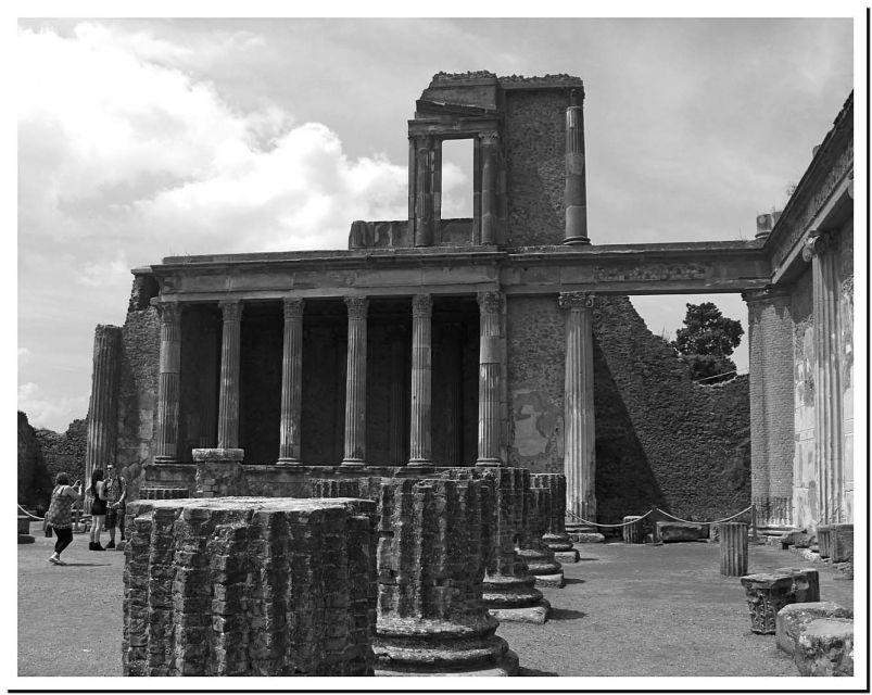 Naples Port Bus Excursion: Explore Pompeii ruins On Your Own - What you’ll actually do inside: streets, buildings, and daily life