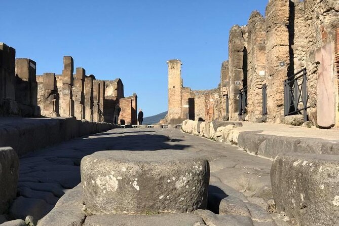 Naples port tour Sorrento and pompeii and overview of positano - Sorrento Coast stop: a smart start before the big ruins