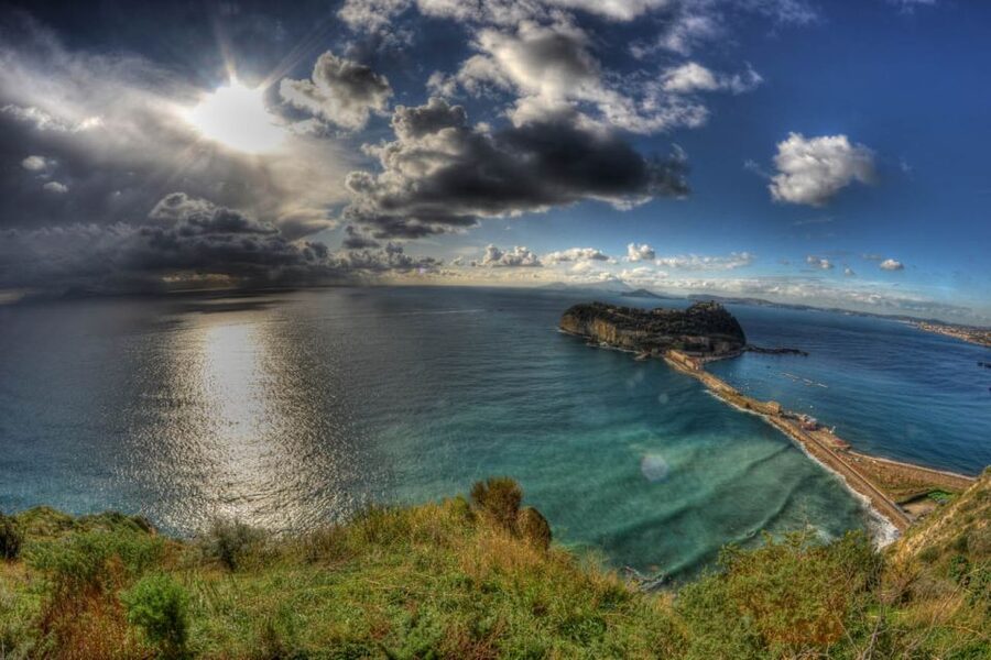 Naples: Private Classic Vespa City Tour - Who should book this Vespa tour?