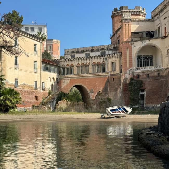 Naples: Private Coastline Boat Tour - Meeting Dario and how the tour runs in real life