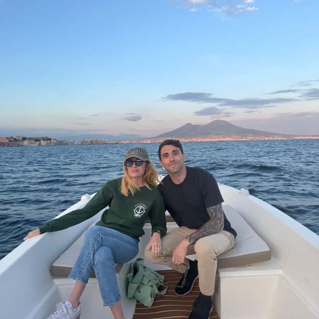 Naples: Private Coastline Boat Tour - Gaiola Islet: the best “water time” payoff