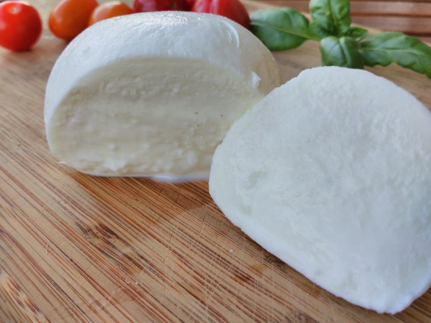 Naples: Private Food Tour – 10 Tastings with Locals - The tastings you should plan around: limoncello, Pizza Portafoglio, and friends
