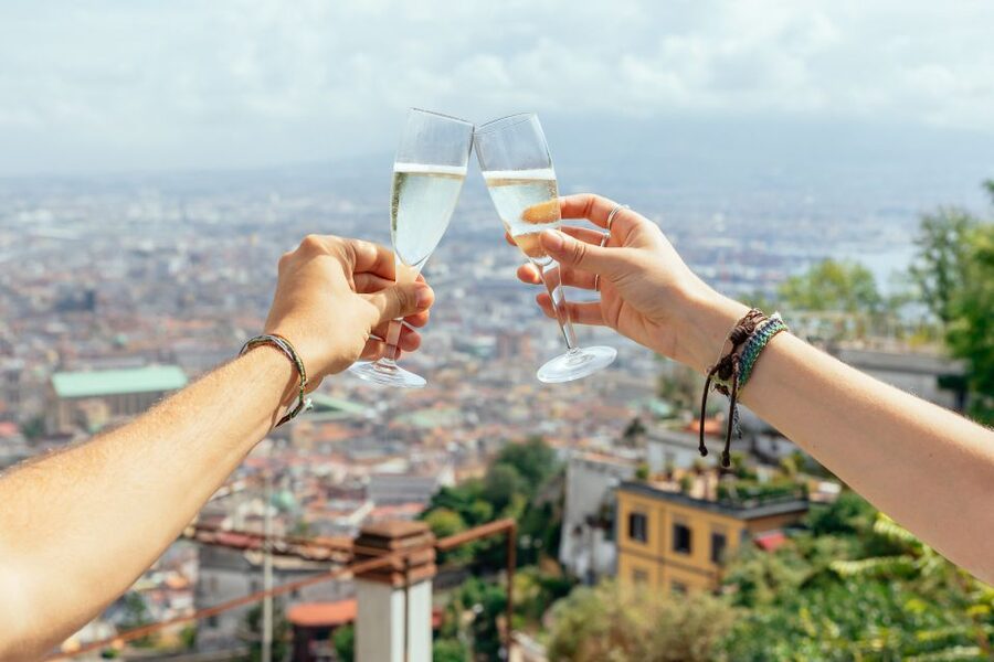 Naples: Private Food Tour – 10 Tastings with Locals - How the guide turns food stops into a real city walk