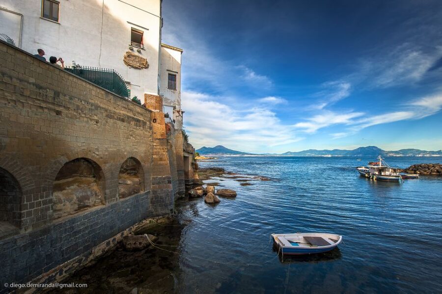 Naples: Private Tour by Classic Fiat 500 or Fiat 600 - Borgo Marinari and Castel dell’Ovo: the sea side payoff