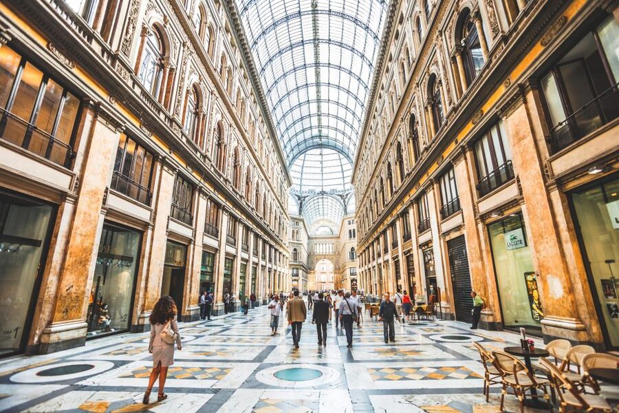 Naples Private Tour with driver and tour guide - What to Pack and Wear for a 4-Hour Naples Day