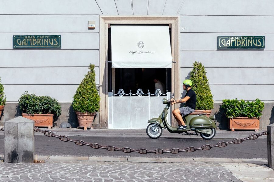 Naples: Private Tour with Locals – Highlights & Hidden Gems - Start at San Ferdinando Church and get your bearings fast