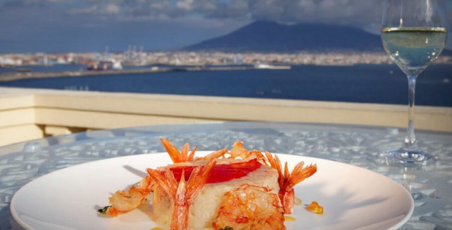 Naples: romantic dinner on the rooftop terrace - How the evening is paced in 1.5 hours