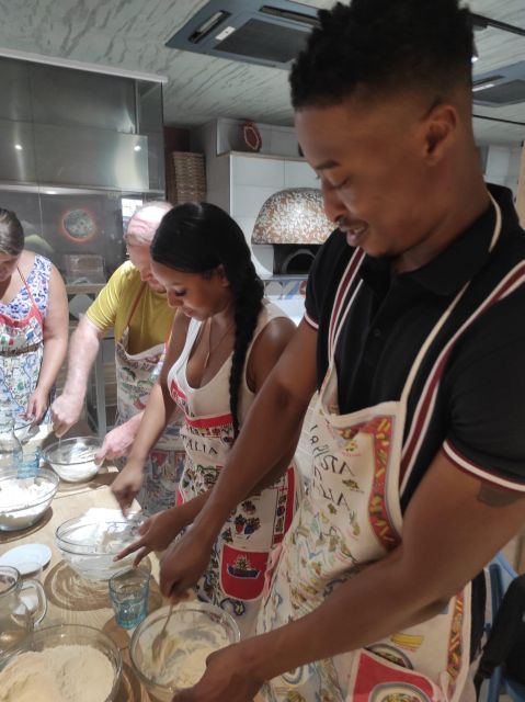 Naples: Small Group Pizza Making with Drink Included - Toppings and Sauce Choices: Keep It Local and Keep It Balanced