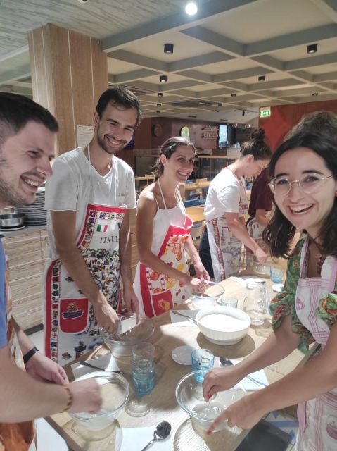 Naples: Small Group Pizza Making with Drink Included - Small Group, Air-Conditioned Comfort: Why It Doesn’t Feel Rushed