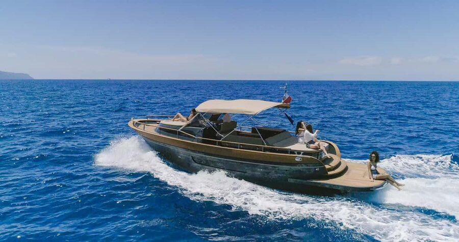 Naples: Small Group Sunset Cruise by Boat with Spritz - Sailing route: Castel dell’Ovo, the waterfront promenades, and Posillipo’s villas
