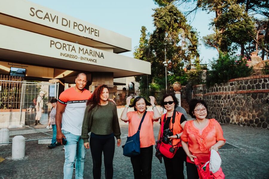 Naples: Sorrento, Amalfi Coast, Pompeii Trip from the Port - Who should book this Naples to Pompeii day trip